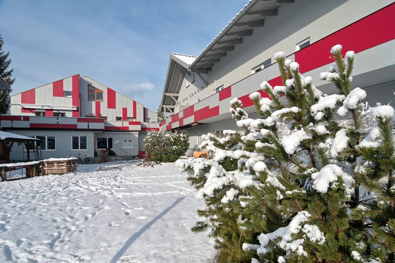 Jugendhotel Egger - Youth Hostel Landskron Zewnętrze zdjęcie