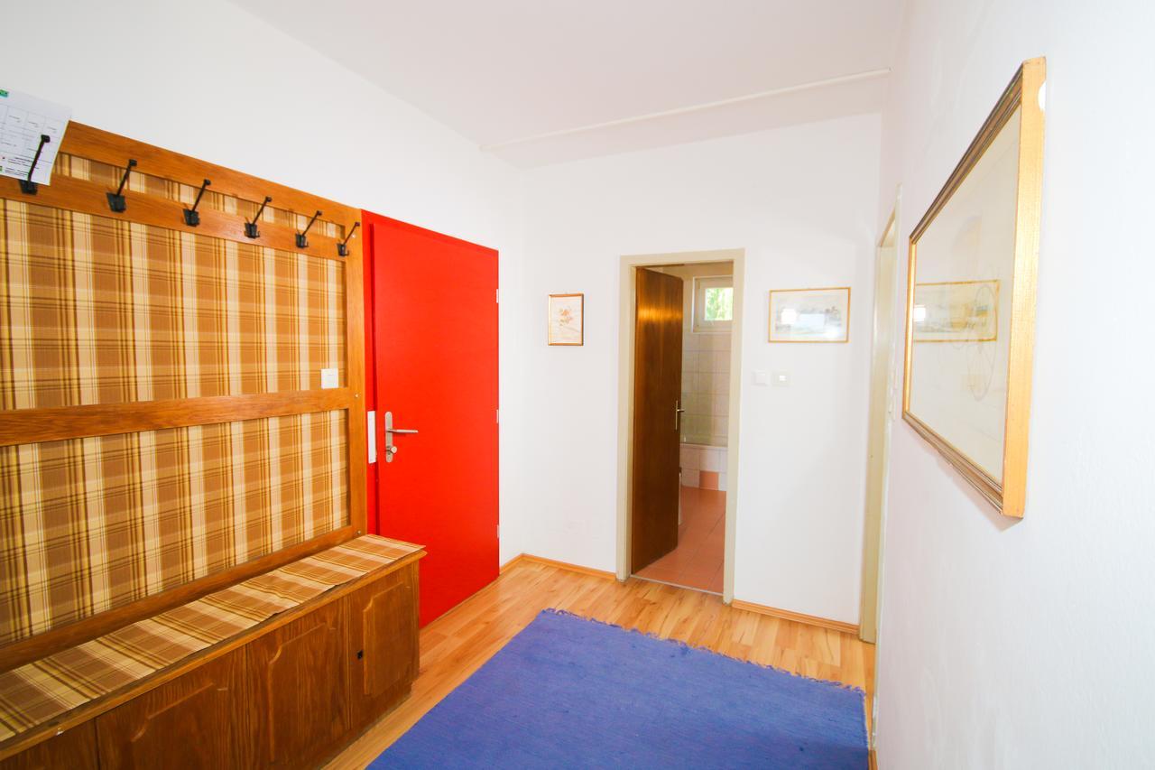 Jugendhotel Egger - Youth Hostel Landskron Zewnętrze zdjęcie
